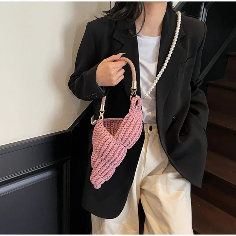 Bolsa Concha Elegance com Corrente de Pérola - Olívia Fios