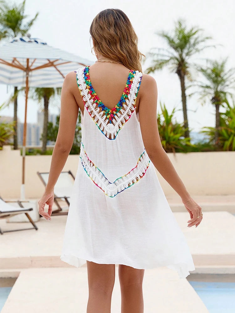Vestido Curto V-Neck com Detalhes em Crochê - Olívia Fios
