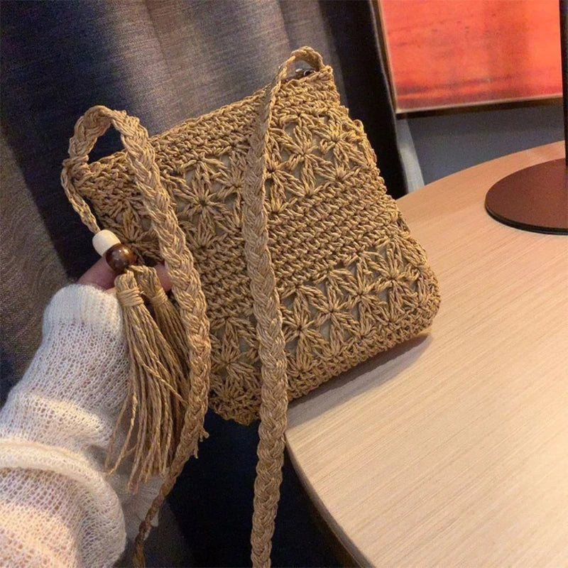 Bolsa Boho de Palha com Borla - Olívia Fios