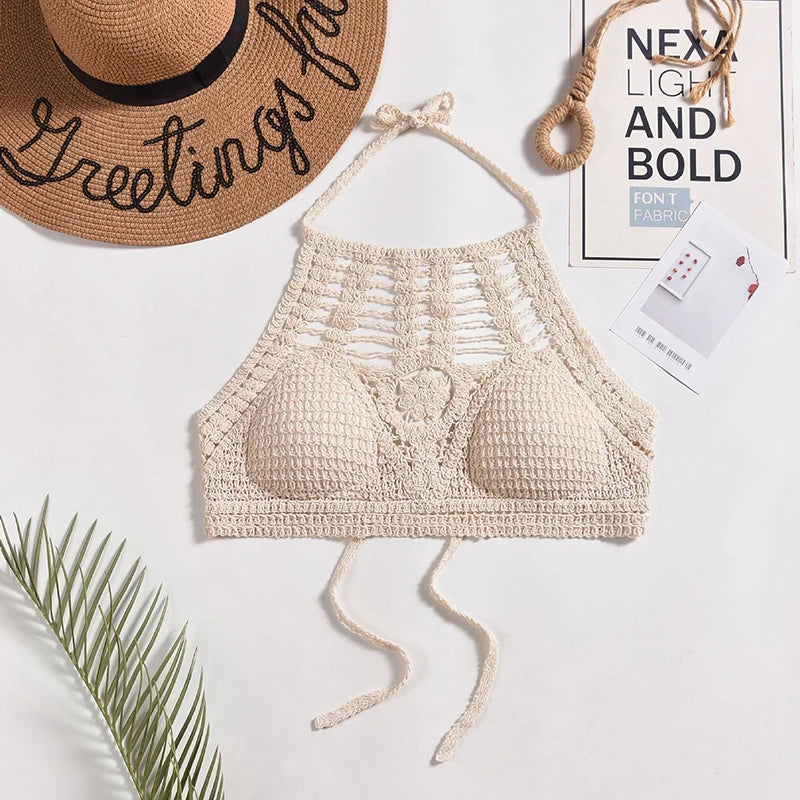 Estilo étnico boêmio Sexy malha Backless Curto Top feminino, Leve Crochet Hem Halter Bras, Escavar o Bustier, Crochê