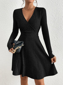 Outono e inverno novo decote em v sexy cintura a linha guarda-chuva saia grande balanço vestido de malha de mangas compridas