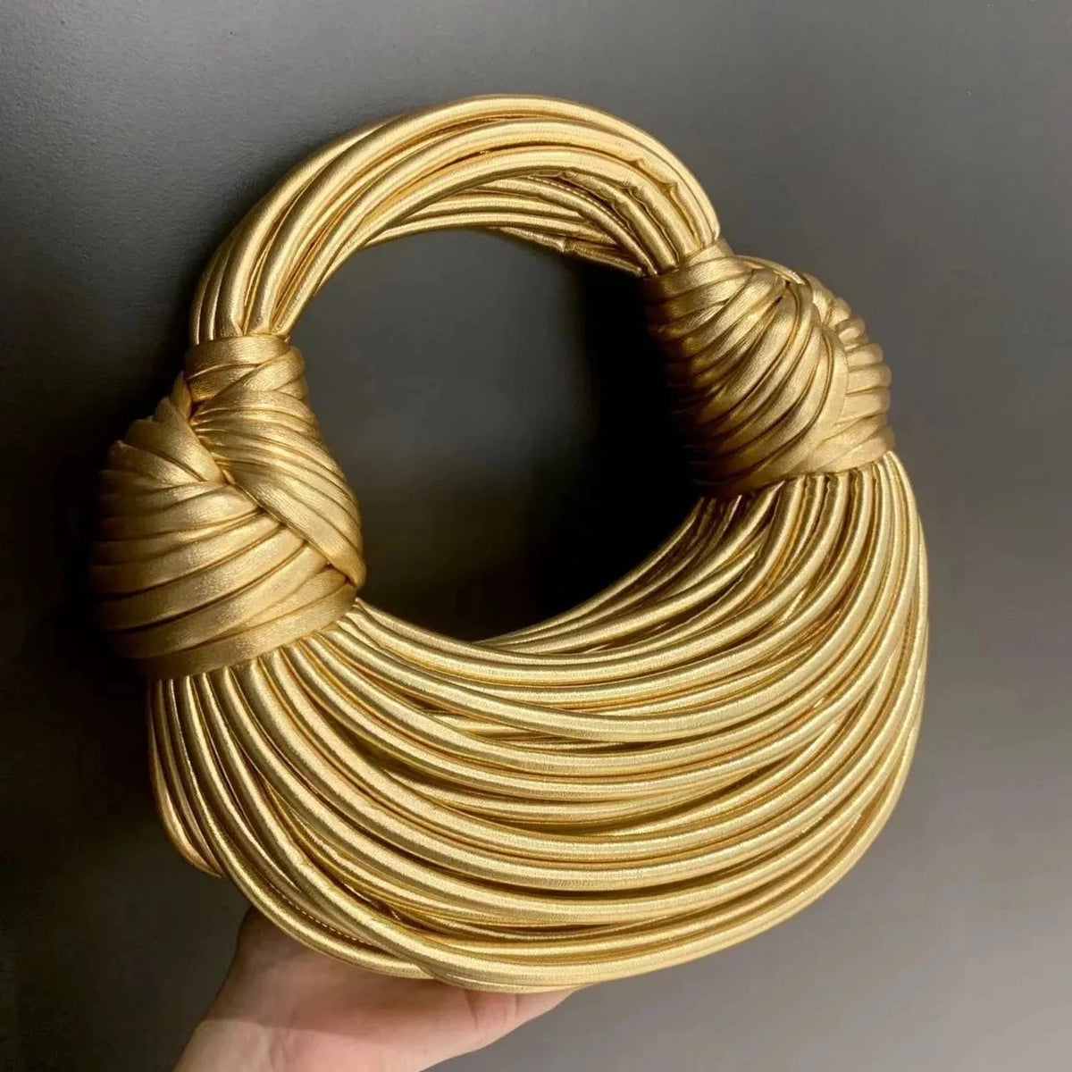 Bolsa de Designer de Crochê Olívia Fios
