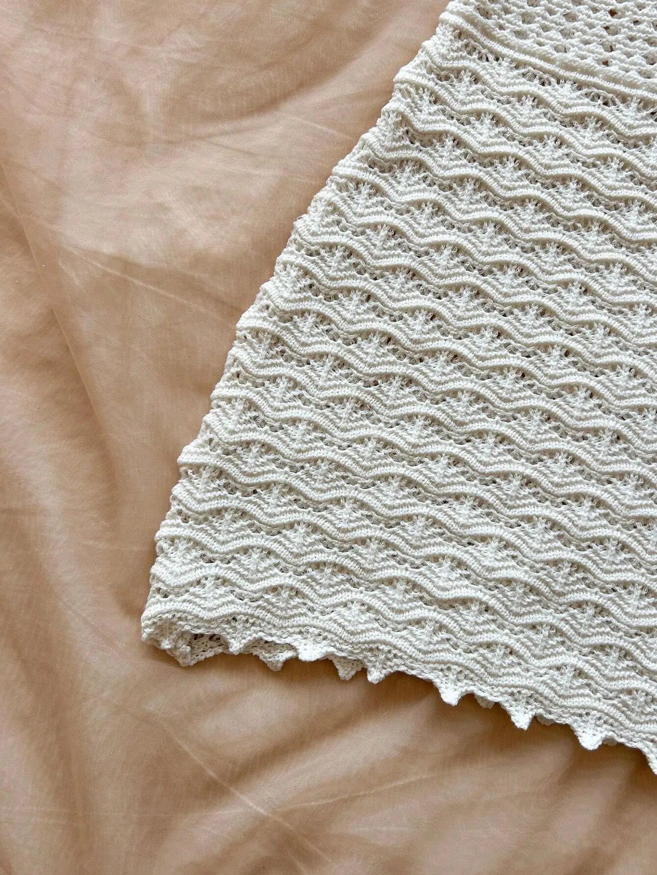 Vestido Elegância de Verão com Decote em V - Olívia Fios